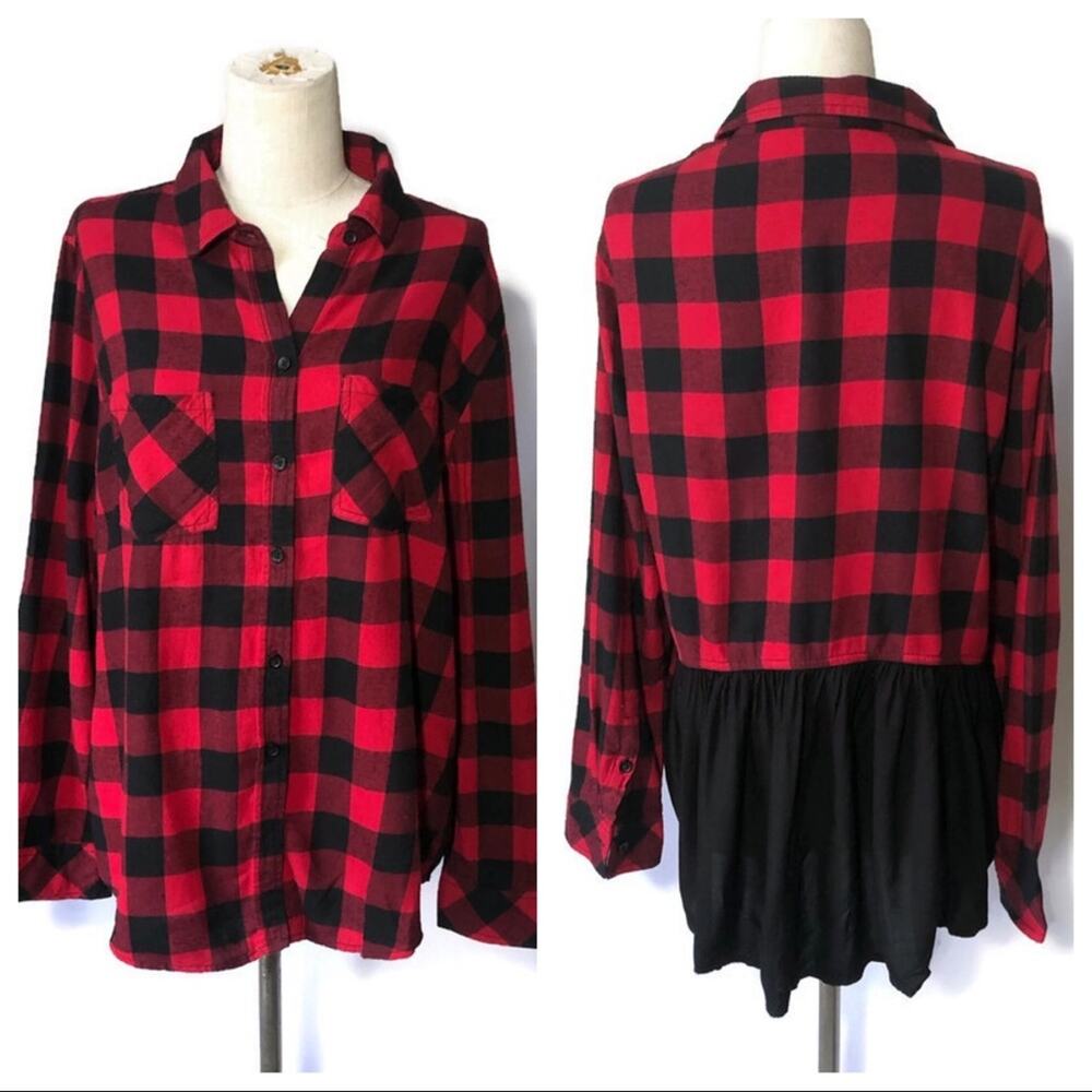 Beach Lunch Lounge L red black buffalo plaid shirt